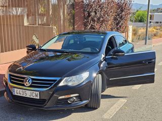 Volkswagen Passat CC 2.0 140CV DPF DSG automático