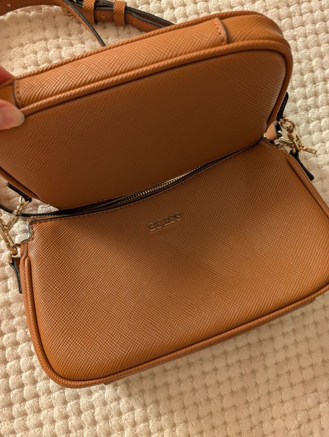 Bolso Noelle de Guess 