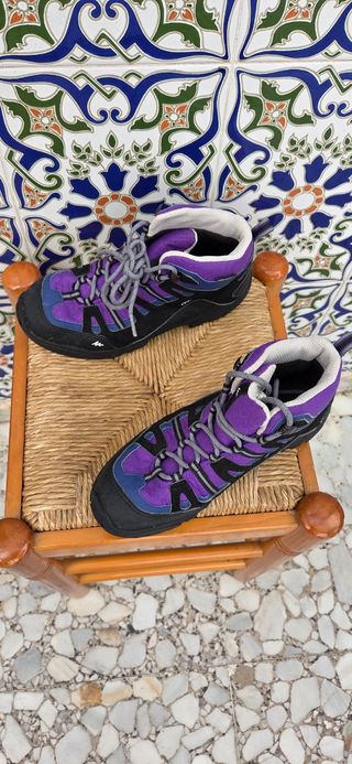 Botas de caminar, nieve. Quechua Talla 35
