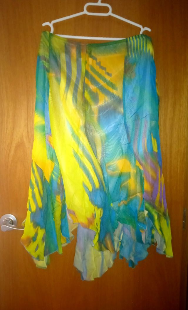 FALDA LARGA DE MUJER 
