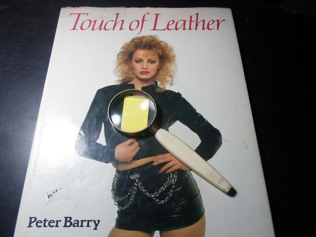 EROTICO Touch of Leather Peter Barry Modelos