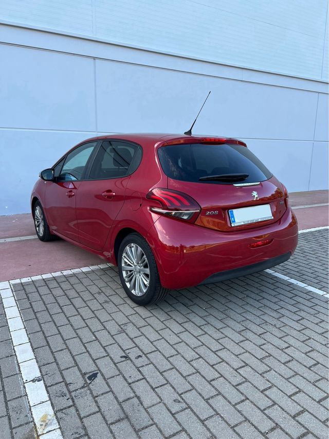 Peugeot 208 2017