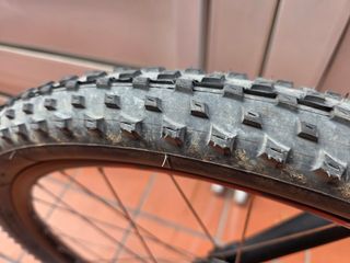 Bicicleta eléctrica doble suspensión