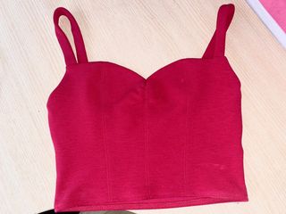 Top fucsia Zara