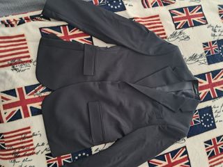 Traje Zara Azul Marino y Camisa Blanca