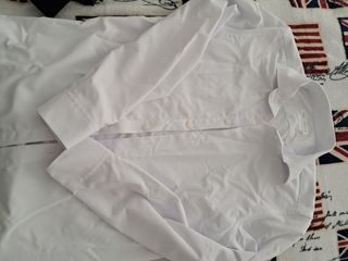 Traje Zara Azul Marino y Camisa Blanca