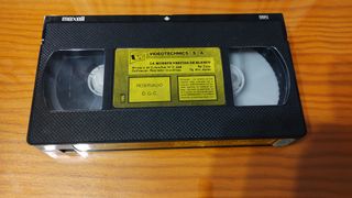 VHS Original. LA MUERTE VESTIDA DE BLANCO. 1971