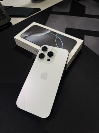 iPhone 16 Pro 128 GB - Garantía 06/26