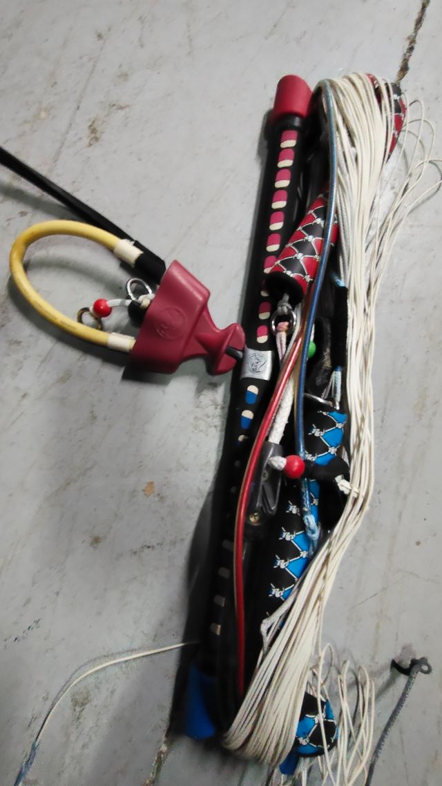 Kitesurf RRD VISION 13,5 M y f-One BANDIT 8M