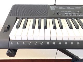 Teclado Casio CTK-3500 con pedal