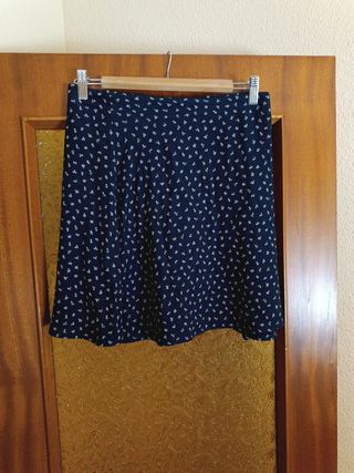 Falda Brandy Melville floral azul talla única