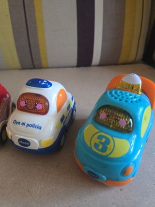 Coches Vtech con sonido y luces.