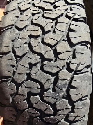 Ruedas BFGoodrich All Terrain 235/70/16