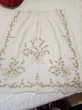 Manteleta de fallera