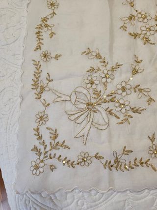 Manteleta de fallera