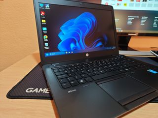 HP Zbook i7 - 16GB RAM+ docking station