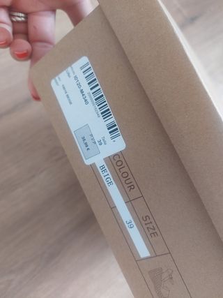 Sandalia Corina con etiqueta