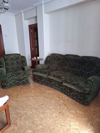 Sofá y tresillo a juego