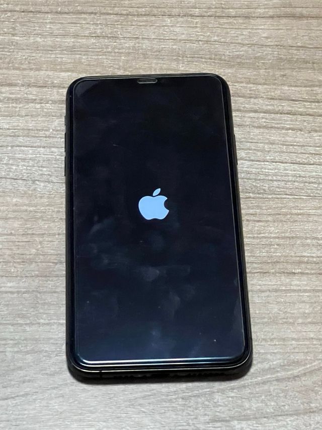 iPhone 11 Pro Max 512GB Preto
