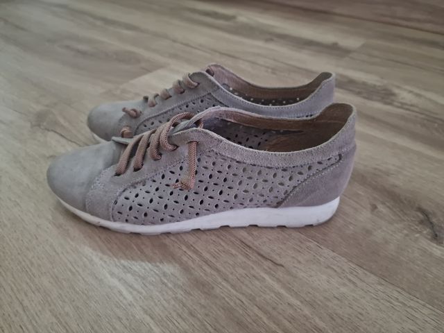 Zapatillas EMM SHU grises talla 38