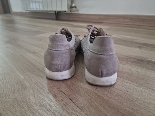 Zapatillas EMM SHU grises talla 38