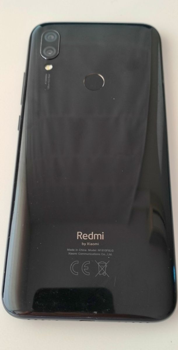 Móvil Xiaomi Redmi 7 Negro en buenas condiciones