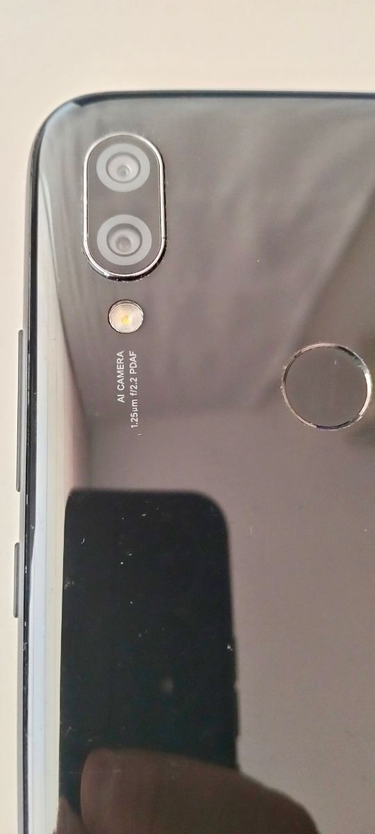 Móvil Xiaomi Redmi 7 Negro en buenas condiciones