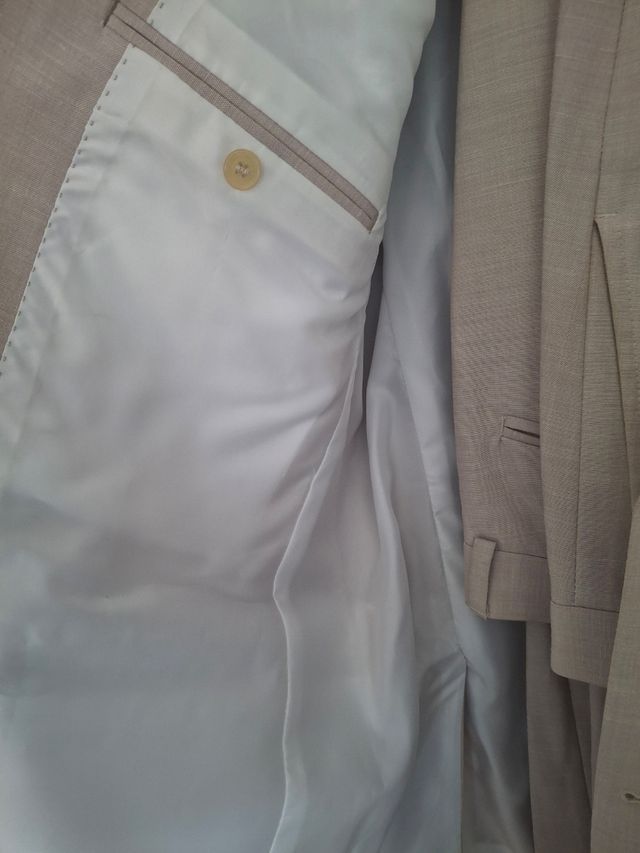 Traje completo beige