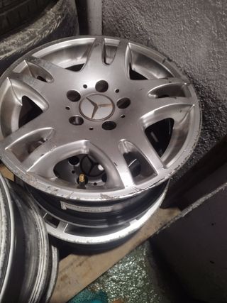 Llantas Mercedes 
