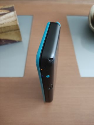 Nintendo 2DS XL 