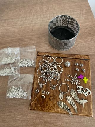 Lote Abalorios y Manualidades Plata