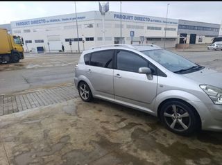 Toyota Corolla verso  2006