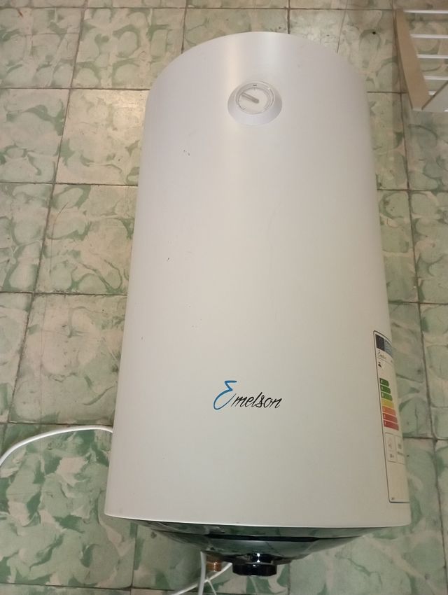 Termo eléctrico Emelson 50L