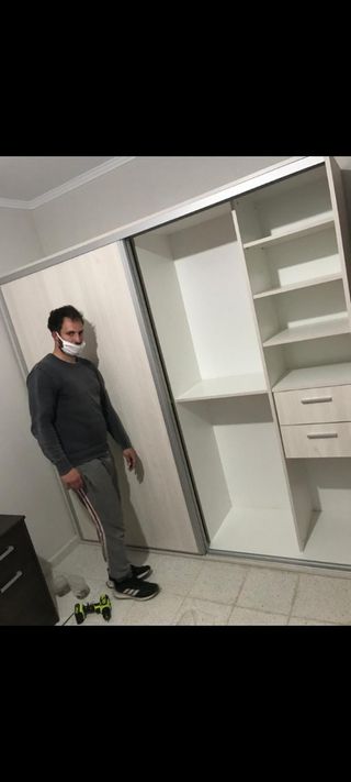 Carpintero, trabajos a medidas y arreglos