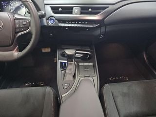 Lexus UX 2.0 250h Business Navigation