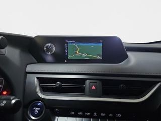 Lexus UX 2.0 250h Business Navigation