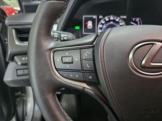 Lexus UX 2.0 250h Business Navigation