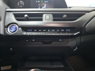 Lexus UX 2.0 250h Business Navigation