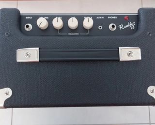 Amplificador Fender Rumble 15