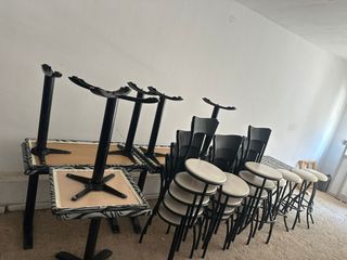 Mesas y Sillas Hostelería 8mesas 14 sillas y 4 tab