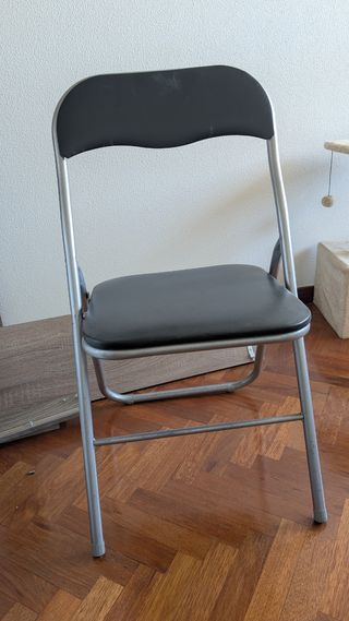 4 sillas o separadas