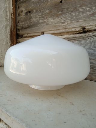 Paralume in vetro opalino bianco vintage