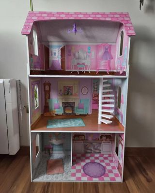 Casita de muñecas estilo Barbie