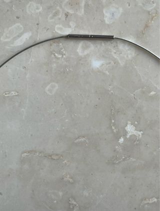 Gargantilla con colgante de piedra turquesa