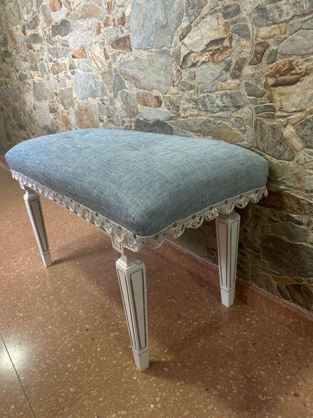 Panca/sgabello nudo imbottito