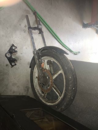 Llanta, horquillas quilla  y guardabarros, discos 