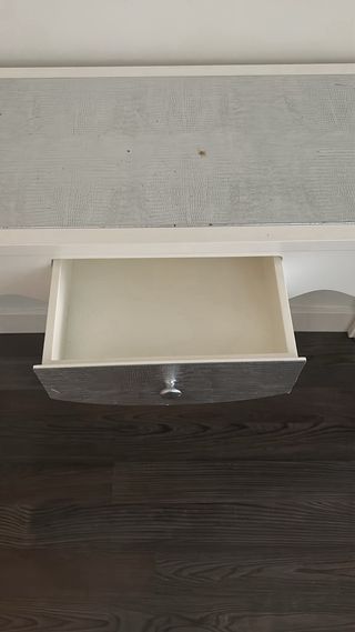 Bella consolle per ingresso con 1 cassetto