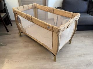 Cuna de viaje plegable