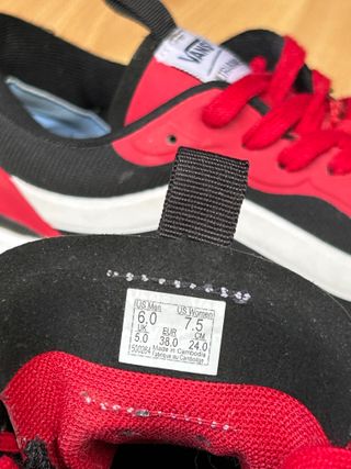 Zapatillas Vans 38, UltraRange rojo y negro
