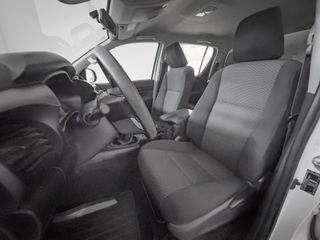 Toyota Hilux 2.4 D-4D Cabina Doble GX